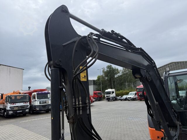 Paletli ekskavatör KOMATSU PC58MR-5E0 Tiltrotator OQ45-5 / 2.336 h