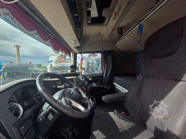 Стандартный седельный тягач DAF XF 480 * ACC * RETARDER * 2X TANK * KLIMAAUTO.