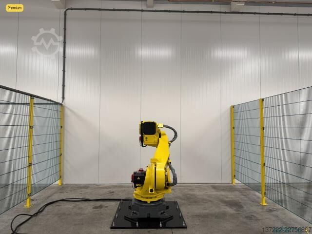 Endurnýjuð vélmenni með 1 árs ábyrgð FANUC R-2000iB/125L