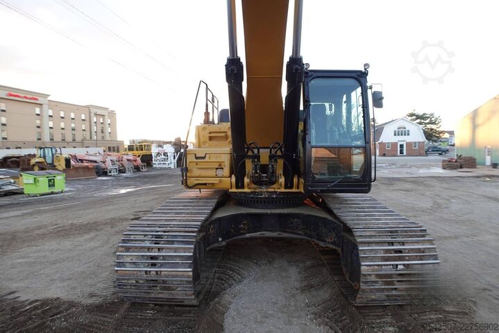 Pásový bagr Caterpillar 349FL