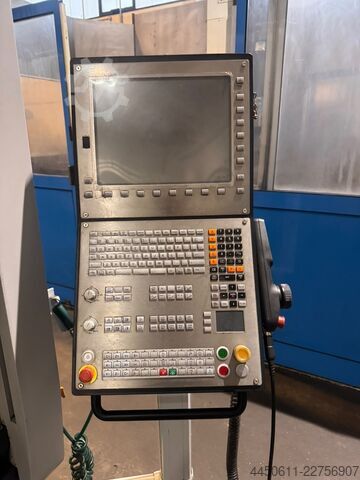 수직 머시닝 센터 DOOSAN DVF 5000