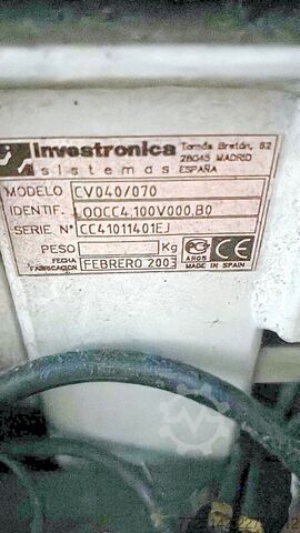 Máy cắt vải Investronica CV040/070