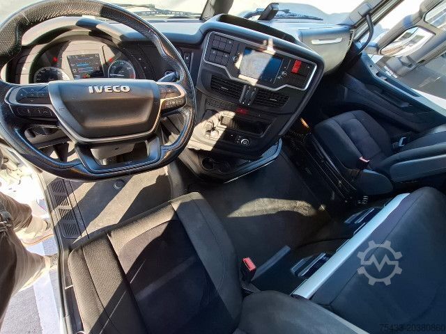 Standardni tegljač IVECO S-WAY AS440S48T/P