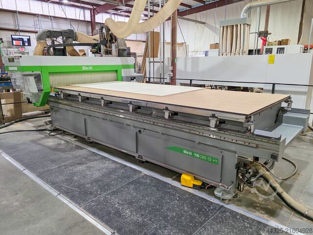 مركز التصنيع مع طاولة التعشيش BIESSE SKILL 1536 G FT