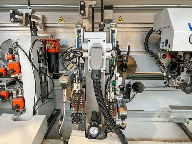 Jednostrana mašina za nivelisanje ivica BIESSE STREAM B1 10.5 SOFT