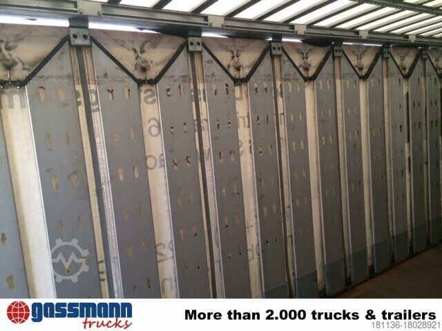 Kamion sa ravnom platformom  FW-70/74 -