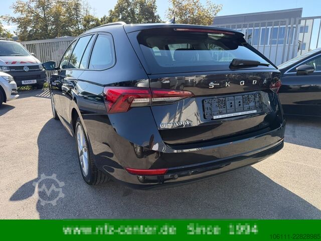 Minibuss SKODA Octavia Combi Ambition