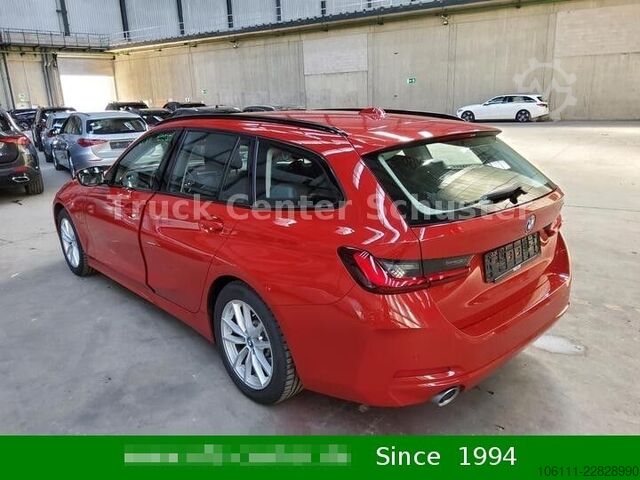 Minibuss BMW 330 3 Touring Kunstleder