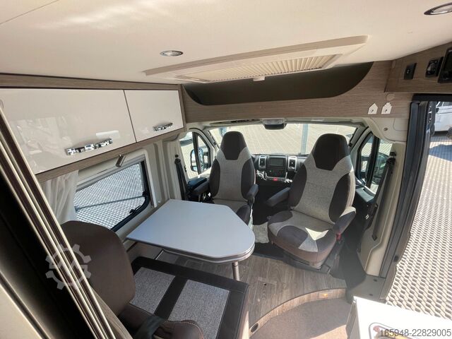 รถบ้าน PÖSSL 2 Win R Plus*winteroptimierte Nordkap-Edition*