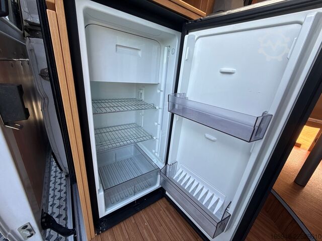 รถบ้าน PÖSSL PÖSSL 2Win S Plus KAS 47 D-LINE