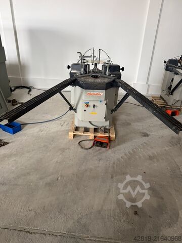 Hörnkrimpmaskin Elumatec EP 124