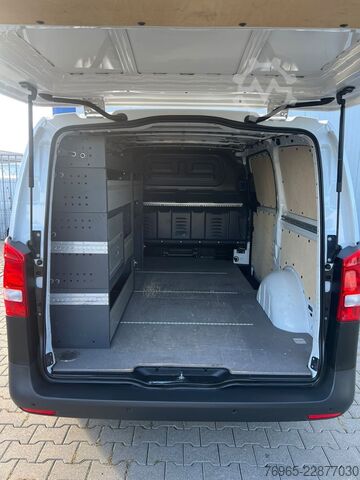 Ploščati dostavnik MERCEDES-BENZ Vito 114 LANG KLIMA TEMPOMAT WERKZEUGSCHRÄNK