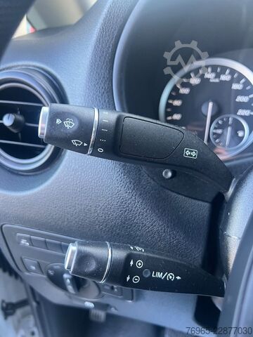 Ploščati dostavnik MERCEDES-BENZ Vito 114 LANG KLIMA TEMPOMAT WERKZEUGSCHRÄNK