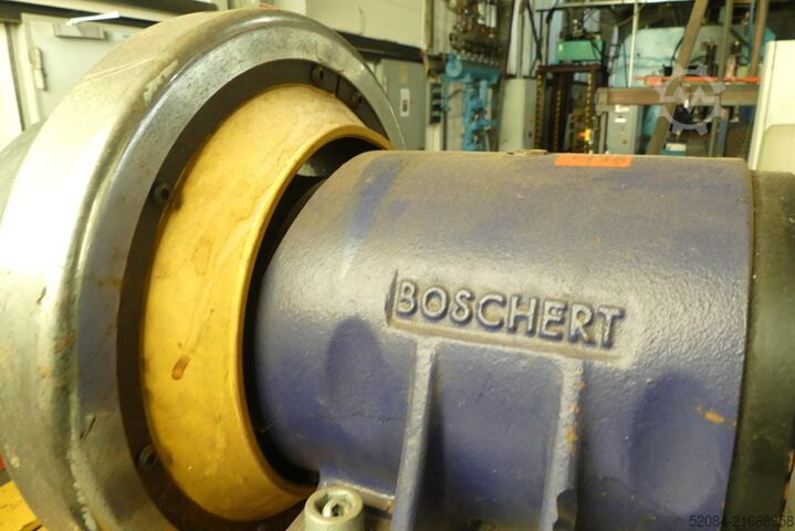 Unwinding or winding station  