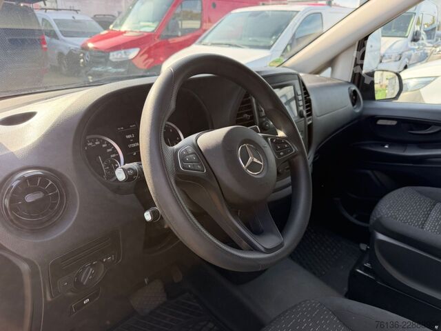Xe van thùng kín MERCEDES-BENZ Vito 116 CDI Automatik Klima Kamera lang
