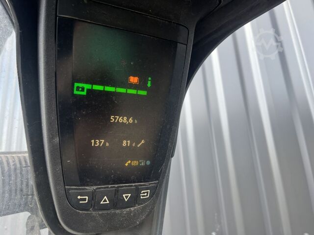 Rafknúinn 4 hjól lyftara Linde E 16P-02