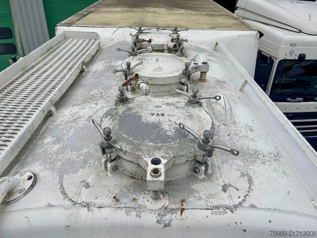 Silo Mercedes-Benz Actros 2536 SILO / TILT , RETARDER, PTO, TPU AXLES