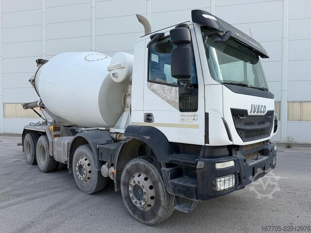  IVECO TRAKKER 400