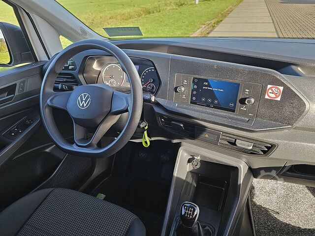 VOLKSWAGEN CADDY 2.0 L1 CarPlay BPM-Free Air Conditioning Parking Sensors Euro6! VW CADDY 2.0 L1 CarPlay BPM-Vrij Airco Parkeersens...