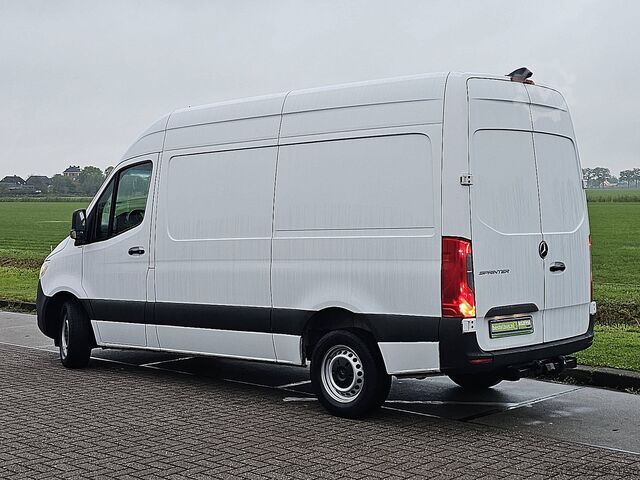 MERCEDES-BENZ SPRINTER 317 L2H2 RWD, vilkšanas āķis, kondicionieris, kamera, MBUX multimediju sistēm MERCEDES-BENZ SPRINTER 317 L2H2 RWD Trekhaak Airco Camera Mbu...