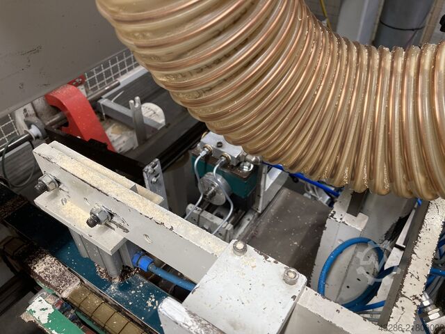 Máquina de taladrado y corte para paneles laterales Franke SG