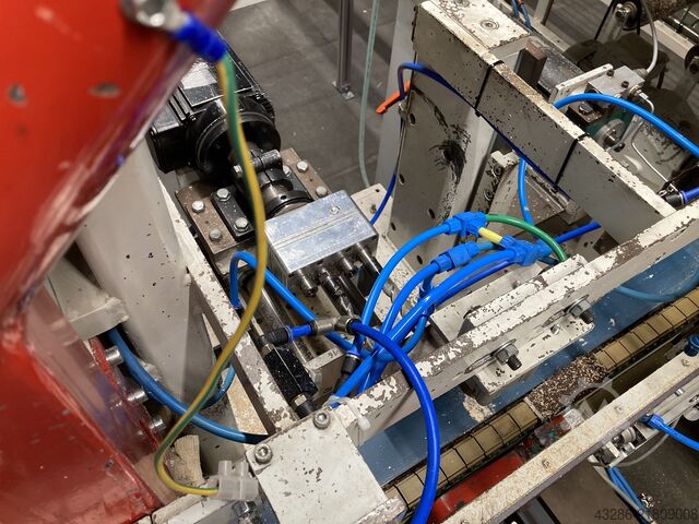 Máquina de taladrado y corte para paneles laterales Franke SG