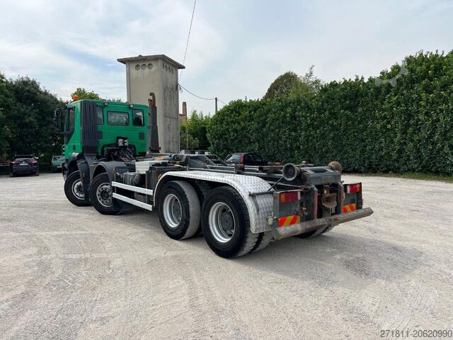 Camion scarrabile IVECO IVECO TRAKKER AD340T41 USATO SCARRABILE
