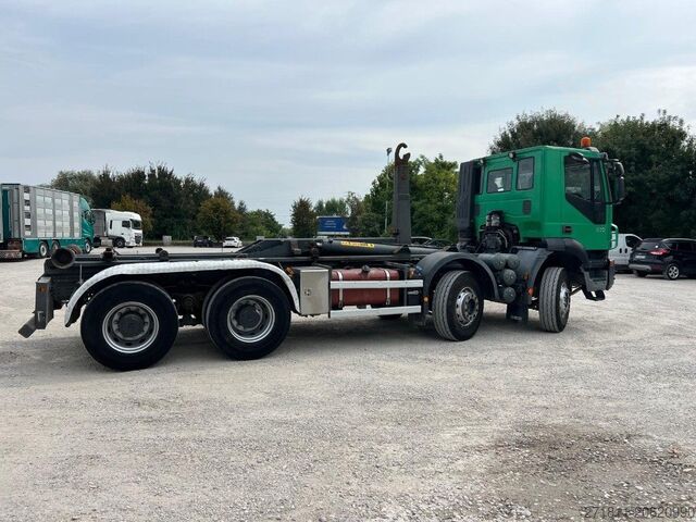 Camion scarrabile IVECO IVECO TRAKKER AD340T41 USATO SCARRABILE