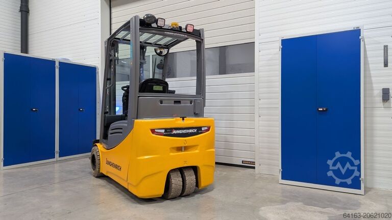 Carrello elevatore elettrico a 3 ruote Jungheinrich EFG 220 GE120-464DZ