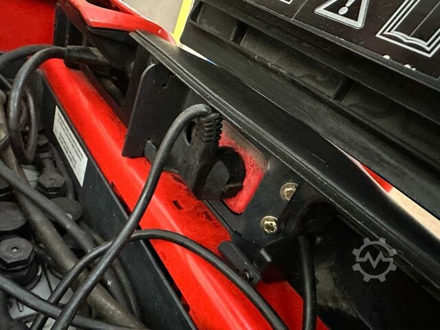 VS-22497 Elektrisk duo staplare LindeD06 1724mm LINDE D06