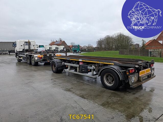 Container transportation Scania P 450