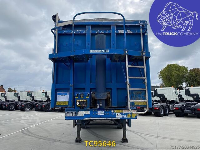 משאית אשפה Stas 50