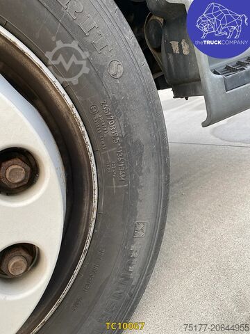 čemodāns Renault Midlum 240