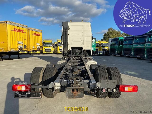 Chassis with cab Volvo FH 460