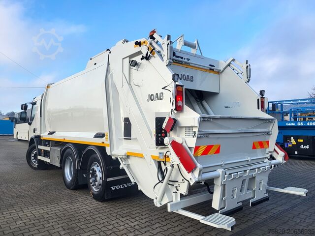 Müllwagen Volvo FE320