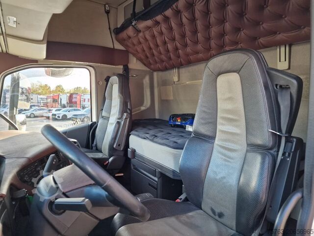 Kranwagen Volvo FH 13.540 8x4*4 - HMF2620 K6 Crane 2017 with re...