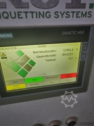 مكبس إنتاج قوالب الوقود (بريكيتر) RUF Lignum R6