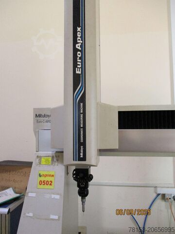 Máquina de medición por coordenadas Mitutoyo BRT-A910