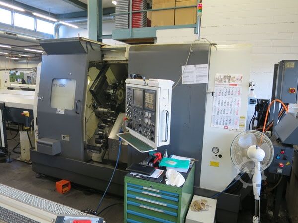 CNC Turning & milling machine Nakamura-Tome WT250
