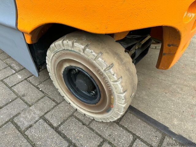 VS-22510 Empilhadeira elétrica Triplex Still RX60-30L com garra Cascade STILL RX60-30L