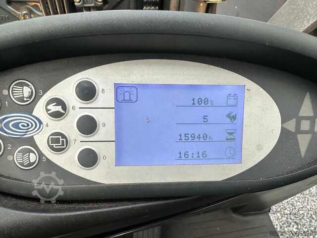 VS-22510 Empilhadeira elétrica Triplex Still RX60-30L com garra Cascade STILL RX60-30L