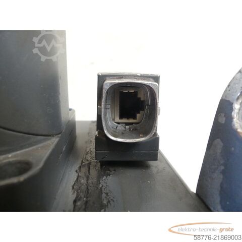 नियंत्रण इकाई Siemens 1FT6108-8WF71-4FH0 SN: YFTN36350603001 - wassergekühlt