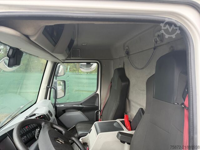 Camión caja Renault D 18.280 DTI EURO 6 18T FURGON