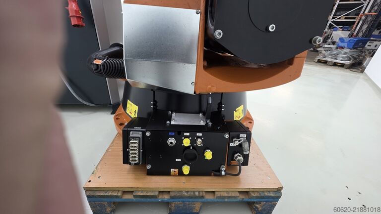 Robot industrial KUKA KR 240 L180-2 2000