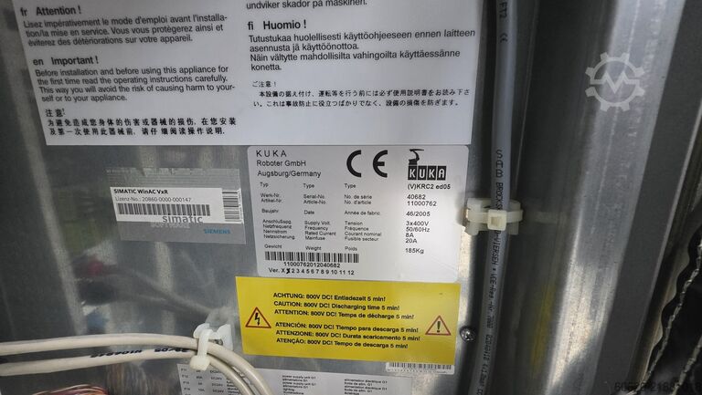 Robot industrial KUKA KR 240 L180-2 2000