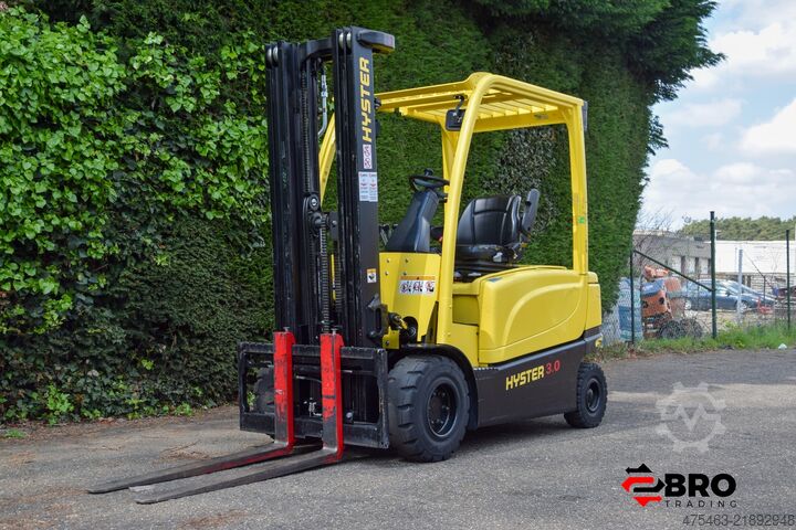 Viljuškar Hyster J3.0XN