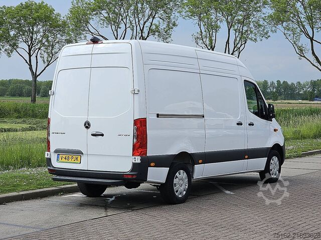 ऊंची छत वाला स्टेशन वैगन MERCEDES-BENZ SPRINTER 317 L2H2 LED Mbux10
