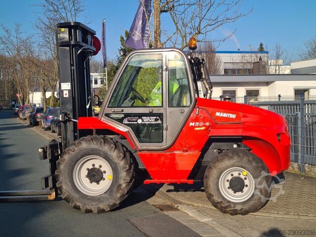 Rough terrain forklift truck Manitou M50.4