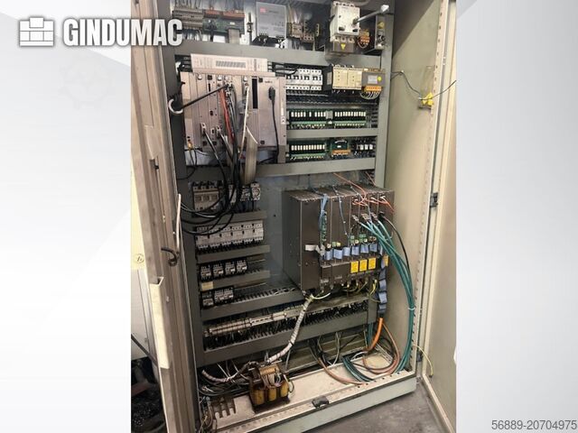 Verticale verspanen centrum Akira Seiki 5.5