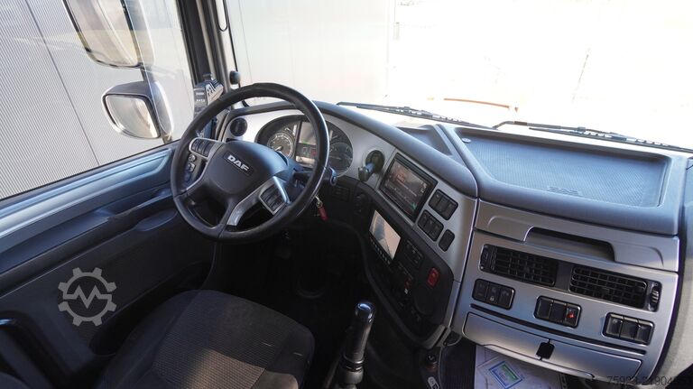 Sistema de braço de gancho DAF XF 460 – 8x2 hooklift truck